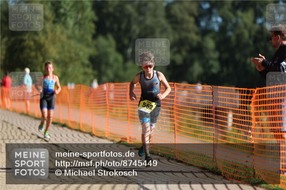 07.09.2025 - 19. Norderstedt Triathlon Michael Strokosch http://msf.ph/oto/8745449 07.09.2025 09:43:31 Laufen 562, 591, 609 meine-sportfotos.de
