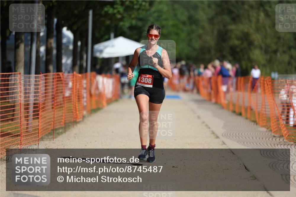 07.09.2025 - 19. Norderstedt Triathlon Michael Strokosch http://msf.ph/oto/8745487 07.09.2025 11:58:41 Laufen 1308 meine-sportfotos.de