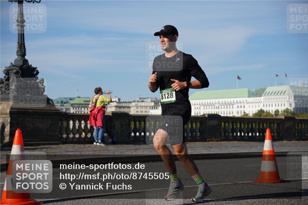 07.09.2025 - BARMER Alsterlauf Yannick Fuchs http://msf.ph/oto/8745505 07.09.2025 09:31:03 Laufen 8128, 777777 meine-sportfotos.de