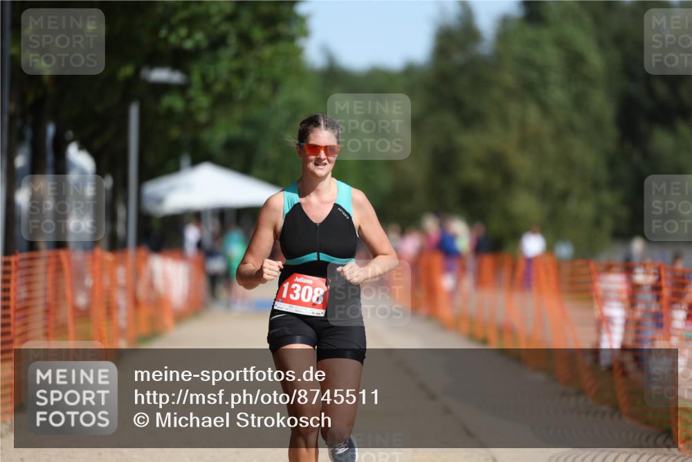 07.09.2025 - 19. Norderstedt Triathlon Michael Strokosch http://msf.ph/oto/8745511 07.09.2025 11:58:42 Laufen 1308 meine-sportfotos.de