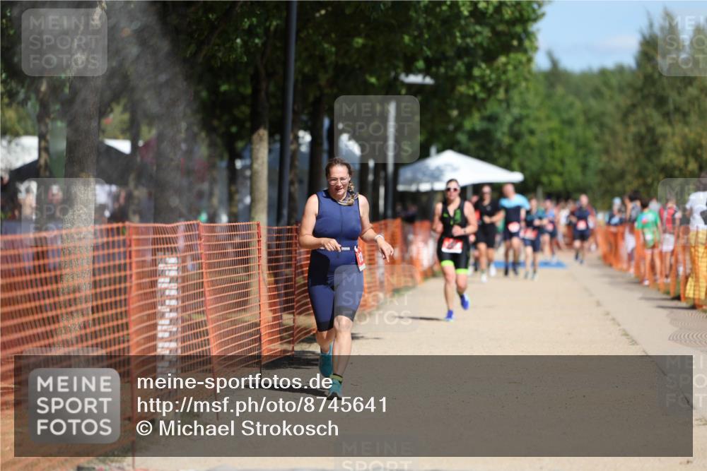 07.09.2025 - 19. Norderstedt Triathlon Michael Strokosch http://msf.ph/oto/8745641 07.09.2025 12:35:57 Laufen 1242, 1258 meine-sportfotos.de