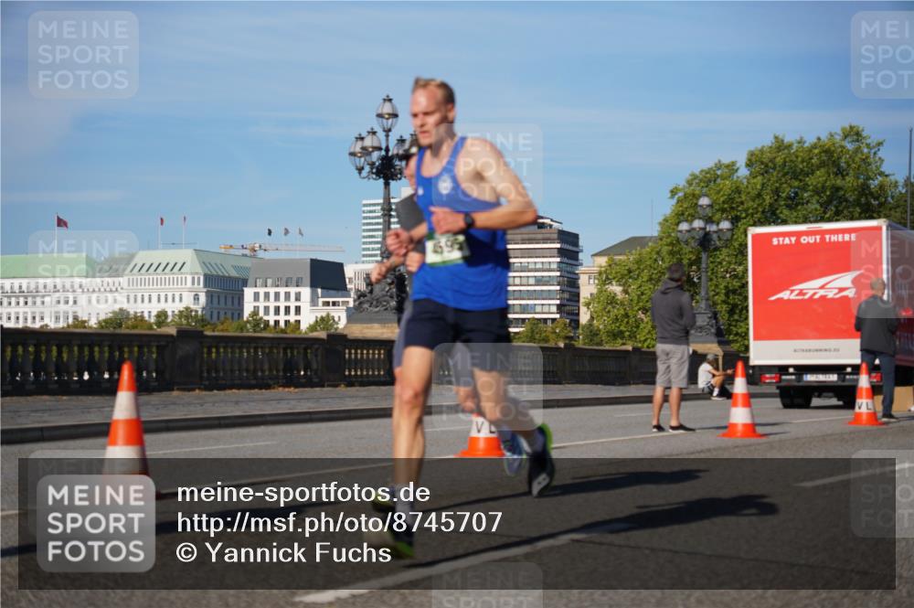 07.09.2025 - BARMER Alsterlauf Yannick Fuchs http://msf.ph/oto/8745707 07.09.2025 09:31:15 Laufen 4599 meine-sportfotos.de