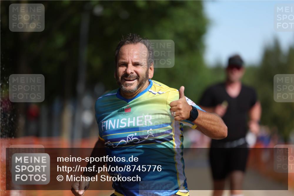 07.09.2025 - 19. Norderstedt Triathlon Michael Strokosch http://msf.ph/oto/8745776 07.09.2025 11:59:13 Laufen 229, 281, 760 meine-sportfotos.de