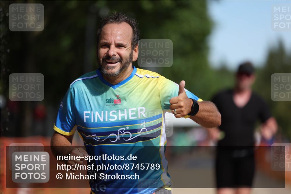 07.09.2025 - 19. Norderstedt Triathlon Michael Strokosch http://msf.ph/oto/8745789 07.09.2025 11:59:14 Laufen 229, 281, 760 meine-sportfotos.de
