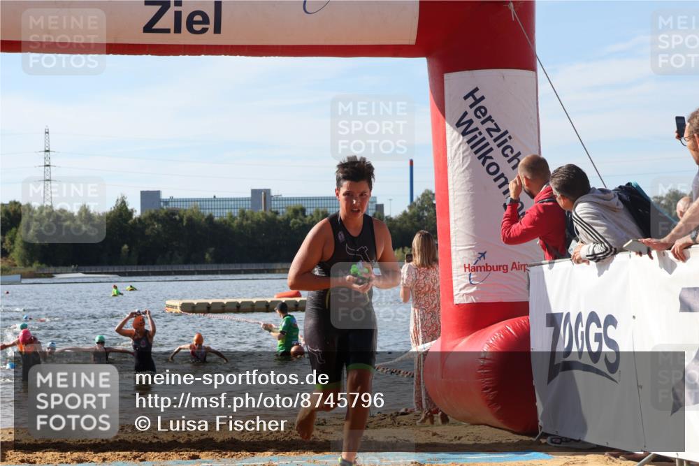 07.09.2025 - 19. Norderstedt Triathlon Luisa Fischer http://msf.ph/oto/8745796 07.09.2025 10:24:42 Schwimmen 73, 83, 120, 123, 132, 674, 683 meine-sportfotos.de