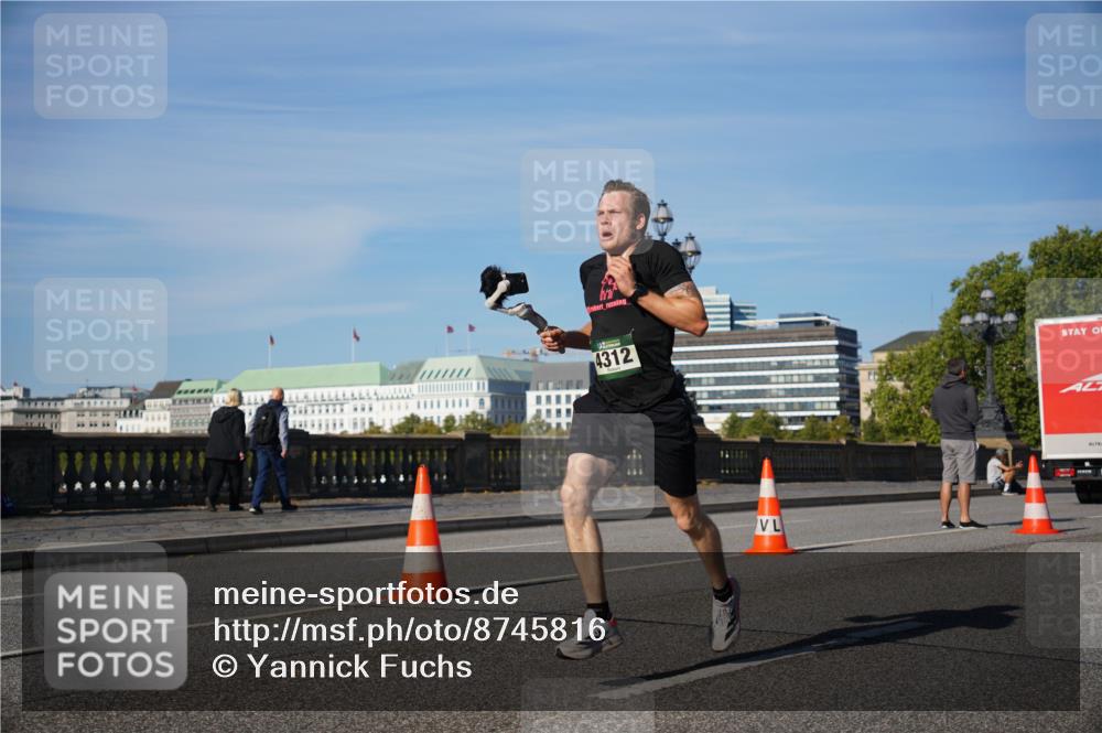 07.09.2025 - BARMER Alsterlauf Yannick Fuchs http://msf.ph/oto/8745816 07.09.2025 09:31:20 Laufen 4312 meine-sportfotos.de