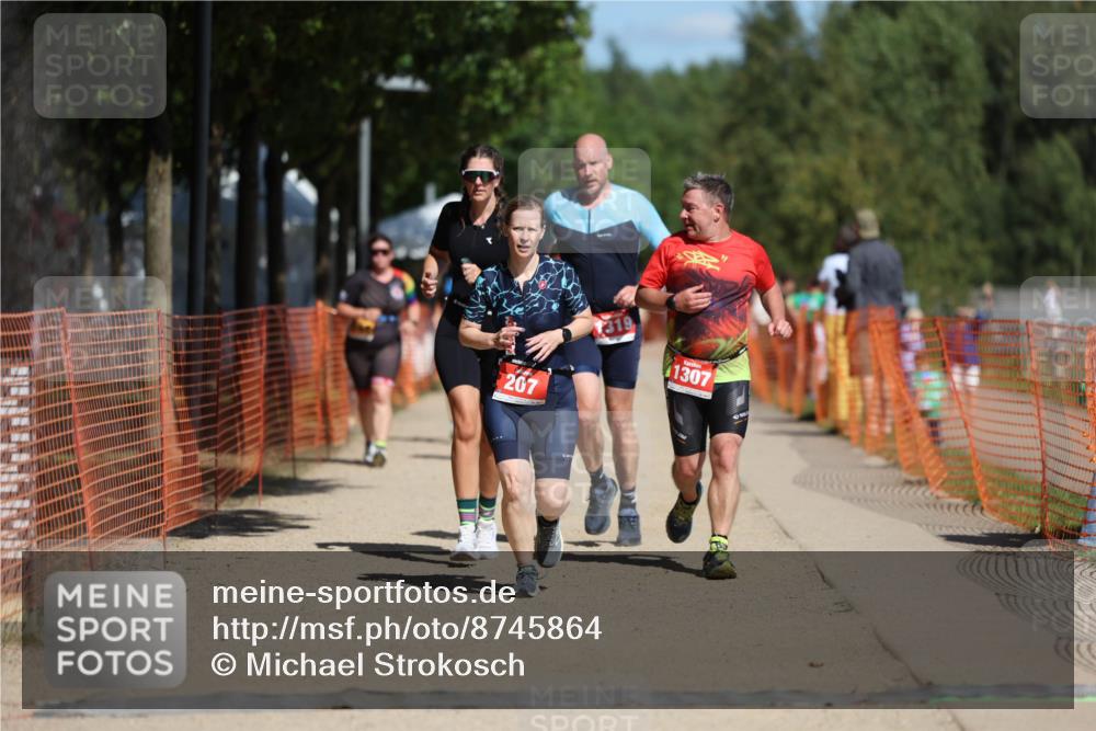 07.09.2025 - 19. Norderstedt Triathlon Michael Strokosch http://msf.ph/oto/8745864 07.09.2025 12:36:09 Laufen 207, 282, 860, 1258, 1307, 1319 meine-sportfotos.de