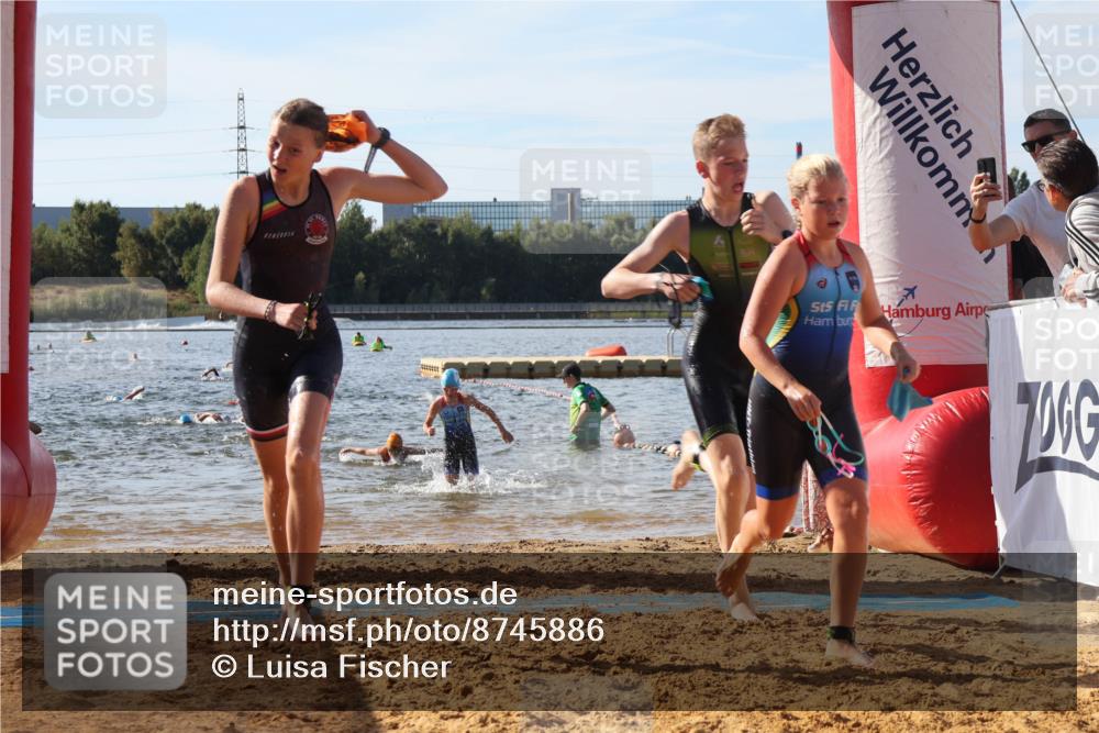 07.09.2025 - 19. Norderstedt Triathlon Luisa Fischer http://msf.ph/oto/8745886 07.09.2025 10:24:55 Schwimmen 61, 62, 73, 100, 111, 120, 126, 130 meine-sportfotos.de