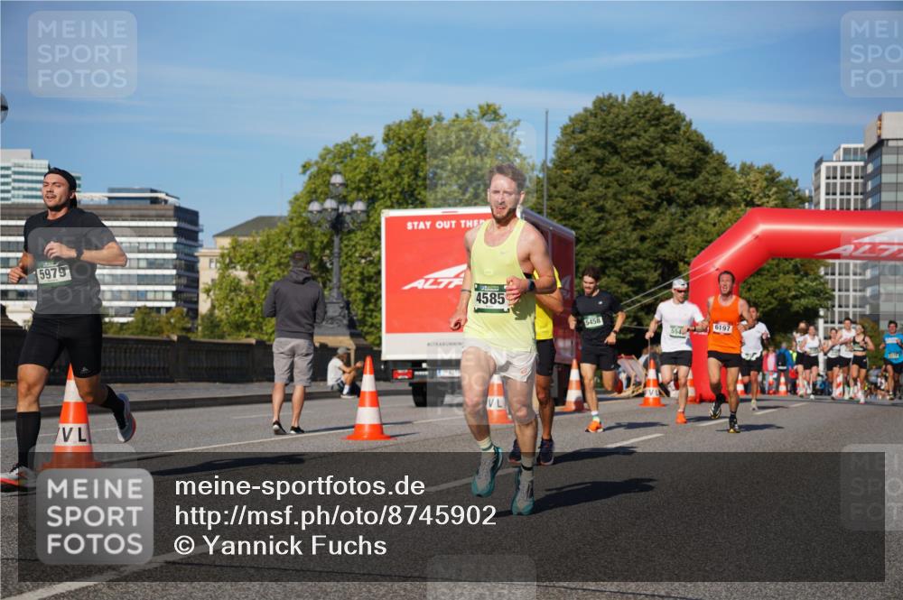 07.09.2025 - BARMER Alsterlauf Yannick Fuchs http://msf.ph/oto/8745902 07.09.2025 09:31:27 Laufen 5979, 4585, 5458, 554, 6197 meine-sportfotos.de