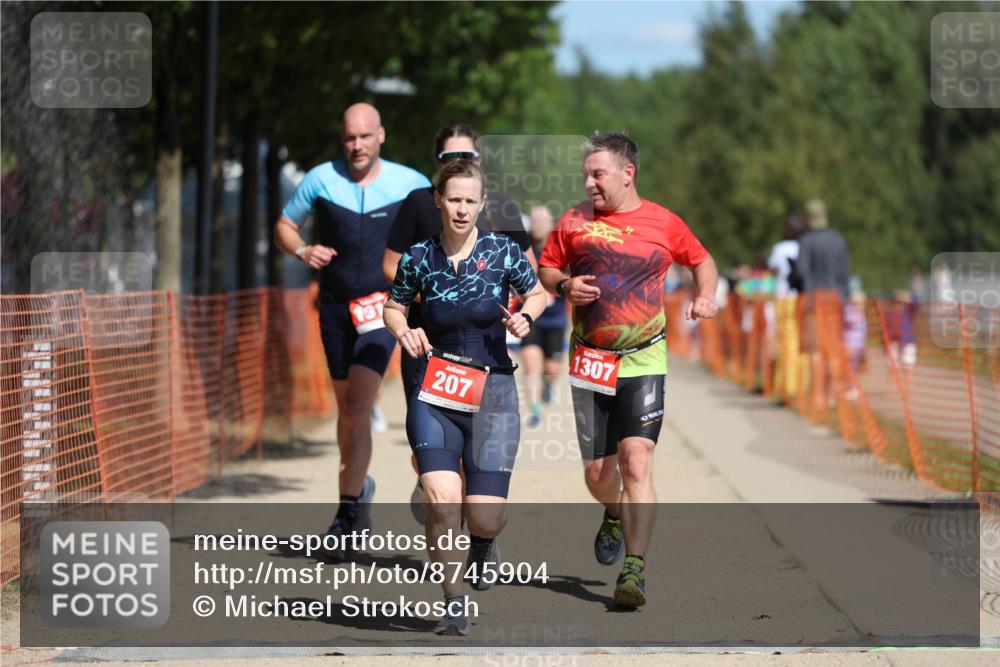 07.09.2025 - 19. Norderstedt Triathlon Michael Strokosch http://msf.ph/oto/8745904 07.09.2025 12:36:11 Laufen 190, 207, 282, 860, 1267, 1307, 1319 meine-sportfotos.de