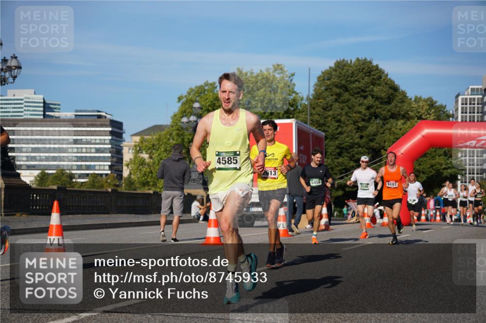 07.09.2025 - BARMER Alsterlauf Yannick Fuchs http://msf.ph/oto/8745933 07.09.2025 09:31:28 Laufen 4585, 2613, 5458, 5546, 6197 meine-sportfotos.de