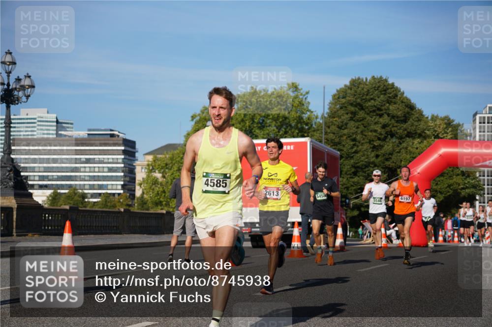07.09.2025 - BARMER Alsterlauf Yannick Fuchs http://msf.ph/oto/8745938 07.09.2025 09:31:28 Laufen 4585, 2613, 5458, 5546, 6197 meine-sportfotos.de