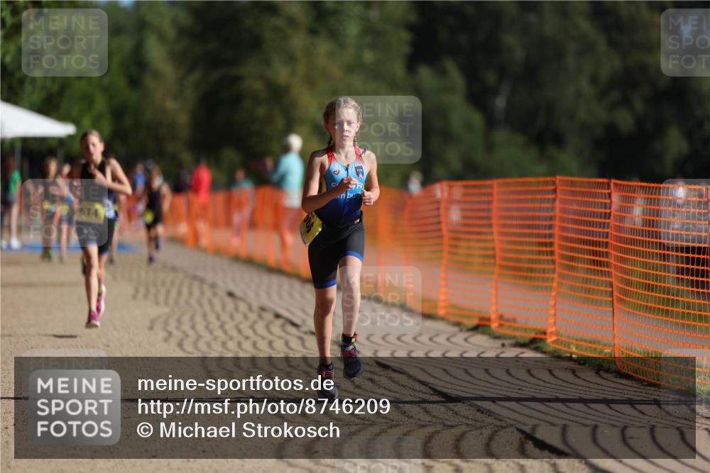 07.09.2025 - 19. Norderstedt Triathlon Michael Strokosch http://msf.ph/oto/8746209 07.09.2025 09:44:24 Laufen 566, 614 meine-sportfotos.de