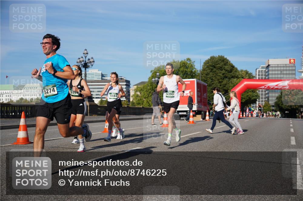 07.09.2025 - BARMER Alsterlauf Yannick Fuchs http://msf.ph/oto/8746225 07.09.2025 09:31:36 Laufen 5274, 5394, 4444, 5393 meine-sportfotos.de