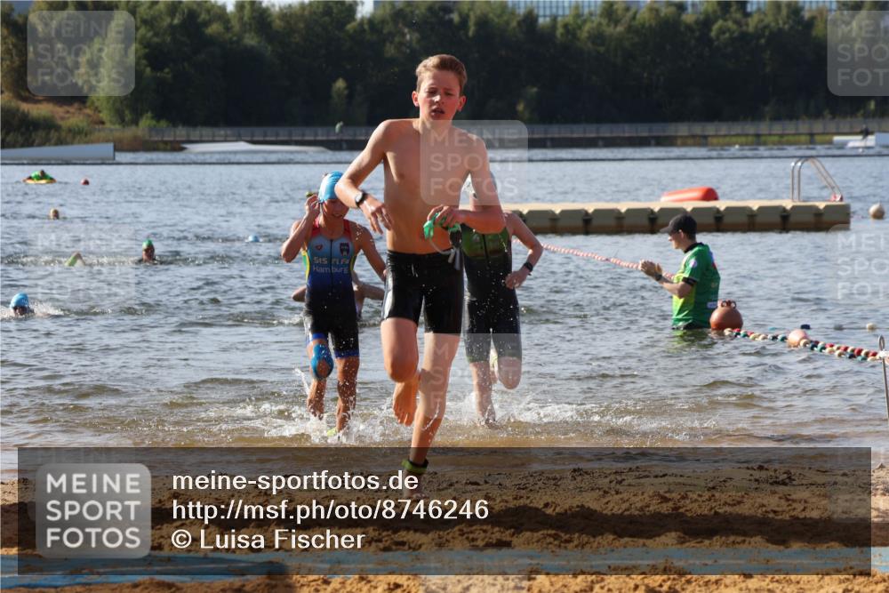 07.09.2025 - 19. Norderstedt Triathlon Luisa Fischer http://msf.ph/oto/8746246 07.09.2025 10:25:14 Schwimmen 77, 80, 91, 106, 127, 650 meine-sportfotos.de