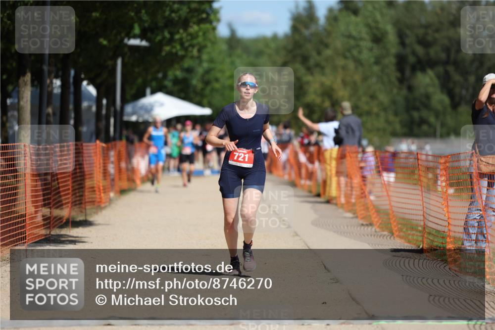 07.09.2025 - 19. Norderstedt Triathlon Michael Strokosch http://msf.ph/oto/8746270 07.09.2025 12:36:47 Laufen 721 meine-sportfotos.de