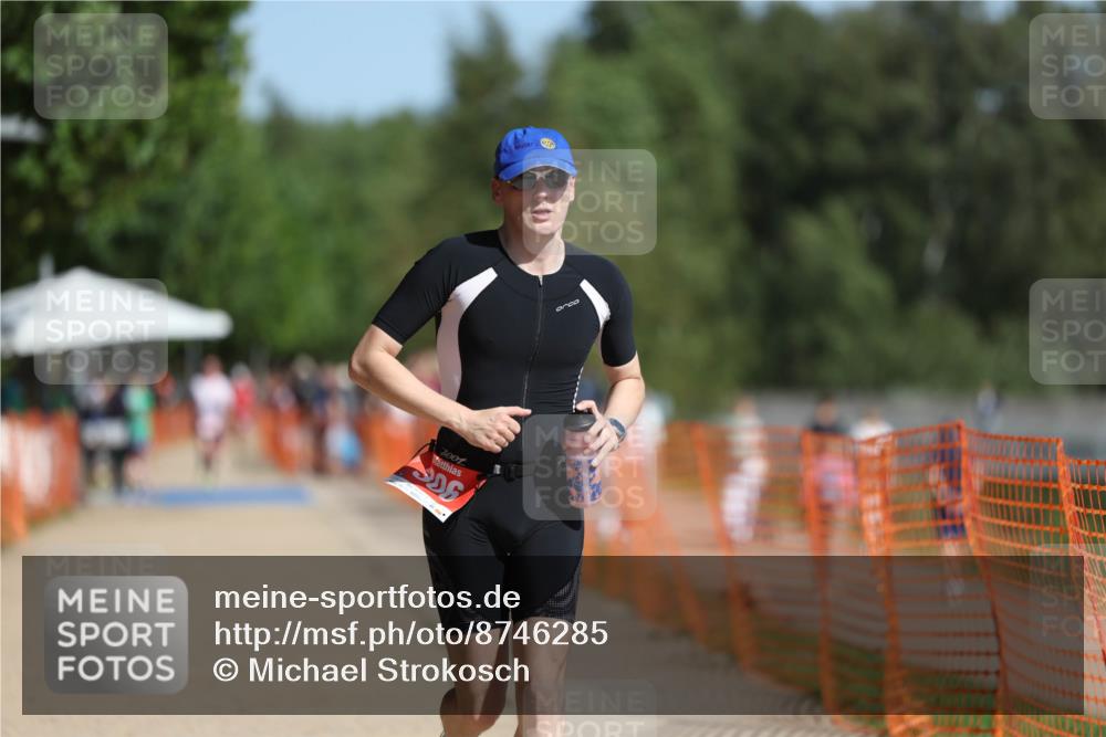 07.09.2025 - 19. Norderstedt Triathlon Michael Strokosch http://msf.ph/oto/8746285 07.09.2025 11:59:53 Laufen 306 meine-sportfotos.de