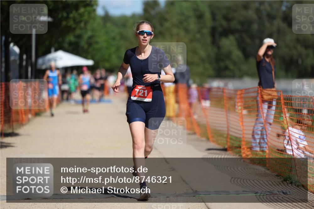 07.09.2025 - 19. Norderstedt Triathlon Michael Strokosch http://msf.ph/oto/8746321 07.09.2025 12:36:48 Laufen 721 meine-sportfotos.de