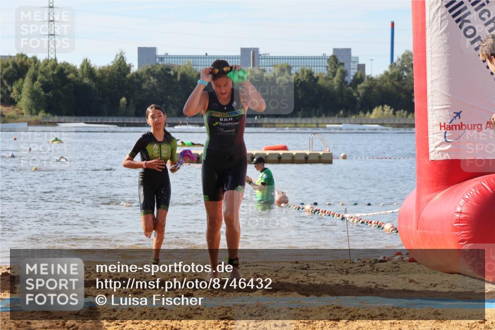 07.09.2025 - 19. Norderstedt Triathlon Luisa Fischer http://msf.ph/oto/8746432 07.09.2025 10:25:50 Schwimmen 99, 110 meine-sportfotos.de