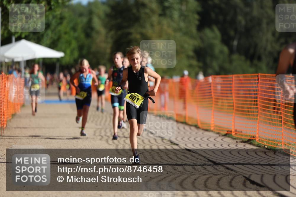 07.09.2025 - 19. Norderstedt Triathlon Michael Strokosch http://msf.ph/oto/8746458 07.09.2025 09:44:33 Laufen 559, 601, 603, 614, 623, 625, 629 meine-sportfotos.de
