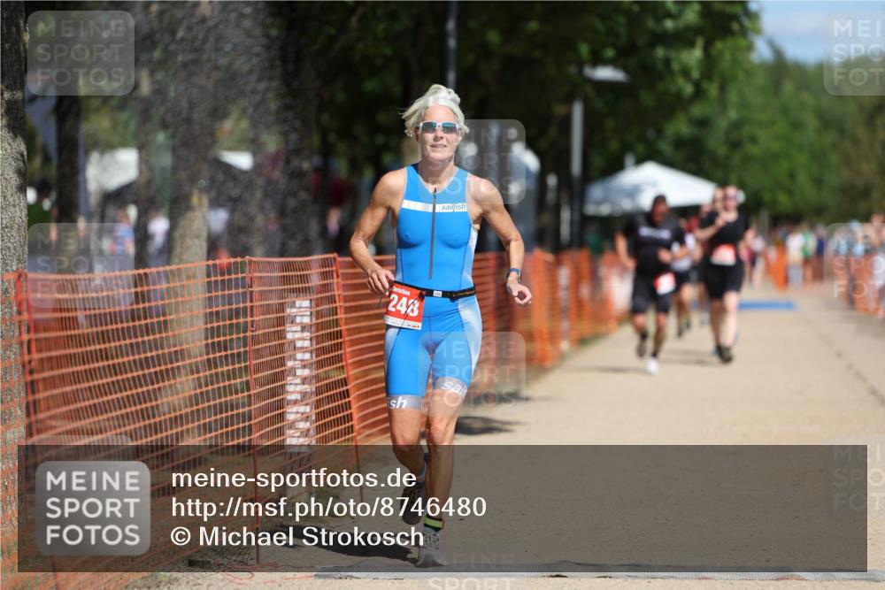 07.09.2025 - 19. Norderstedt Triathlon Michael Strokosch http://msf.ph/oto/8746480 07.09.2025 12:36:58 Laufen 253, 1248, 1311, 1369 meine-sportfotos.de