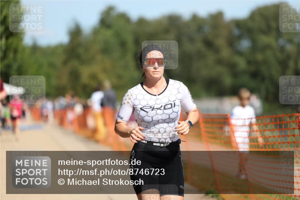 07.09.2025 - 19. Norderstedt Triathlon Michael Strokosch http://msf.ph/oto/8746723 07.09.2025 12:37:11 Laufen 260, 280, 719, 738, 861, 1244 meine-sportfotos.de