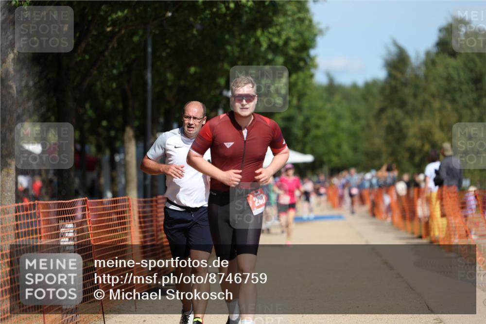 07.09.2025 - 19. Norderstedt Triathlon Michael Strokosch http://msf.ph/oto/8746759 07.09.2025 12:37:13 Laufen 280, 719, 738, 861, 1339 meine-sportfotos.de