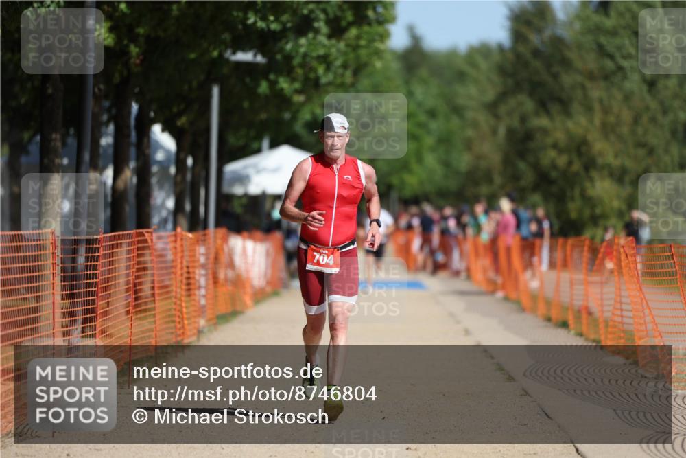 07.09.2025 - 19. Norderstedt Triathlon Michael Strokosch http://msf.ph/oto/8746804 07.09.2025 12:00:39 Laufen 704 meine-sportfotos.de