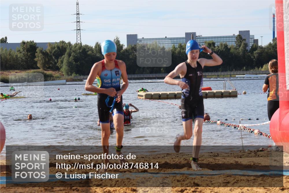 07.09.2025 - 19. Norderstedt Triathlon Luisa Fischer http://msf.ph/oto/8746814 07.09.2025 10:27:07 Schwimmen 56, 66, 641, 653 meine-sportfotos.de