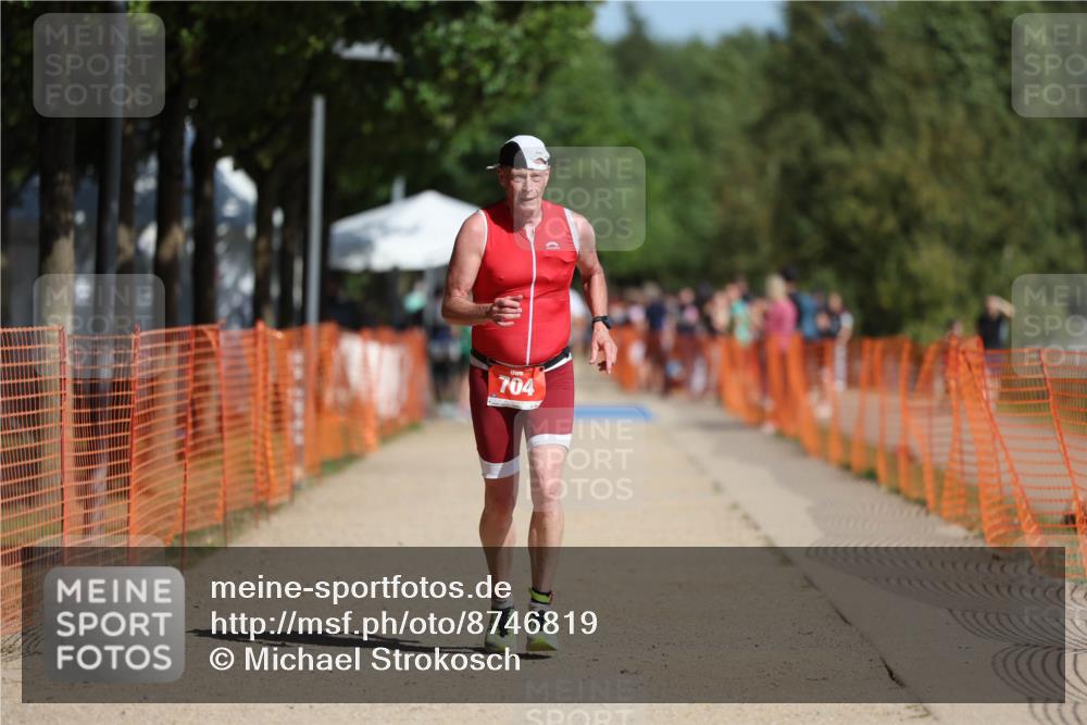 07.09.2025 - 19. Norderstedt Triathlon Michael Strokosch http://msf.ph/oto/8746819 07.09.2025 12:00:39 Laufen 704 meine-sportfotos.de