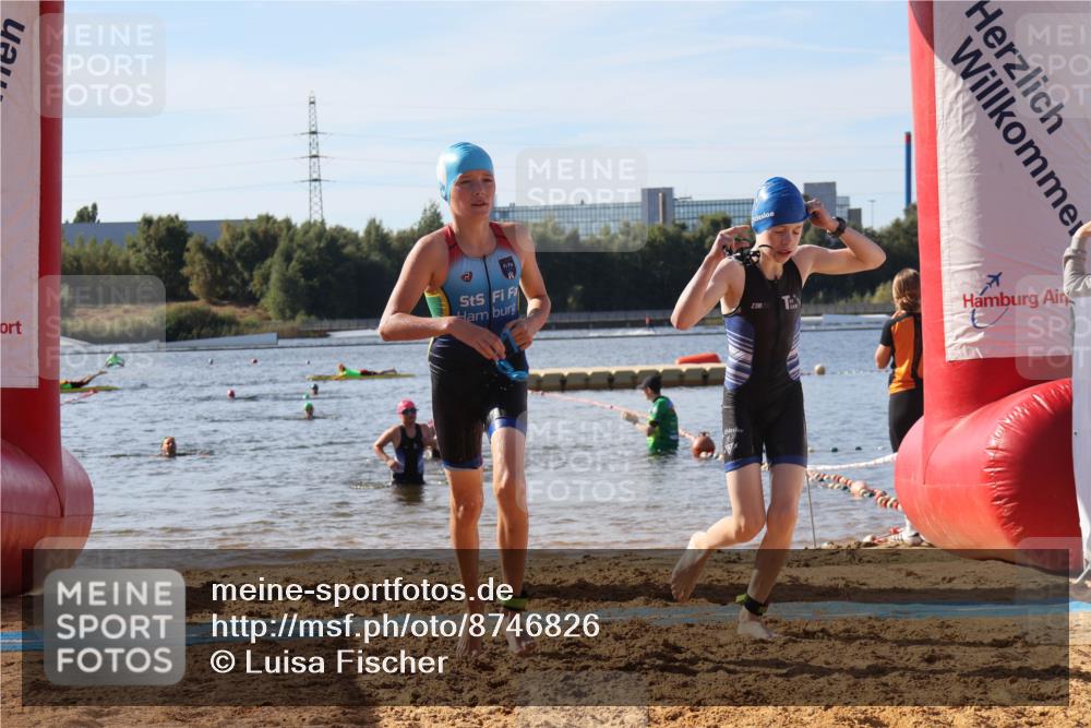 07.09.2025 - 19. Norderstedt Triathlon Luisa Fischer http://msf.ph/oto/8746826 07.09.2025 10:27:07 Schwimmen 56, 66, 641, 653 meine-sportfotos.de