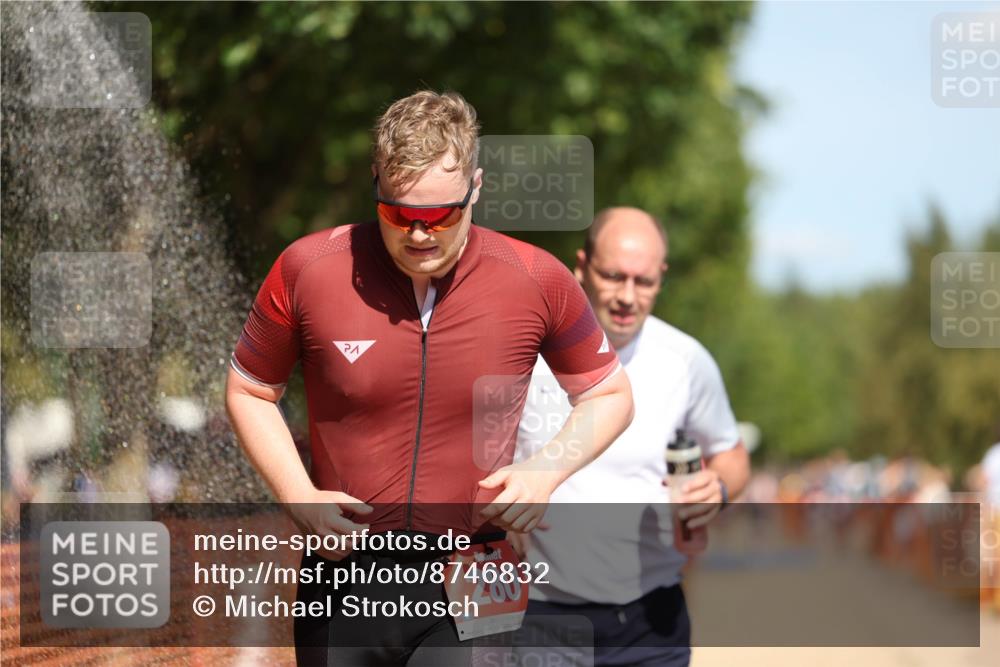 07.09.2025 - 19. Norderstedt Triathlon Michael Strokosch http://msf.ph/oto/8746832 07.09.2025 12:37:15 Laufen 280, 719, 738, 861, 1339 meine-sportfotos.de