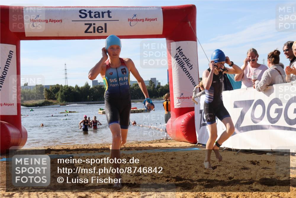 07.09.2025 - 19. Norderstedt Triathlon Luisa Fischer http://msf.ph/oto/8746842 07.09.2025 10:27:08 Schwimmen 56, 66, 641, 653 meine-sportfotos.de
