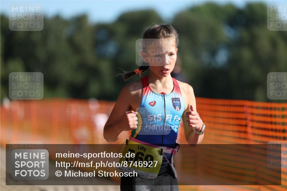 07.09.2025 - 19. Norderstedt Triathlon Michael Strokosch http://msf.ph/oto/8746927 07.09.2025 09:44:57 Laufen 569, 576, 598 meine-sportfotos.de