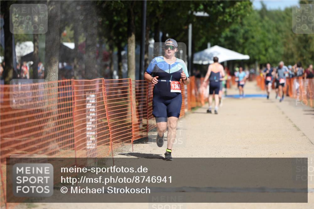07.09.2025 - 19. Norderstedt Triathlon Michael Strokosch http://msf.ph/oto/8746941 07.09.2025 12:37:23 Laufen 1339, 1367 meine-sportfotos.de