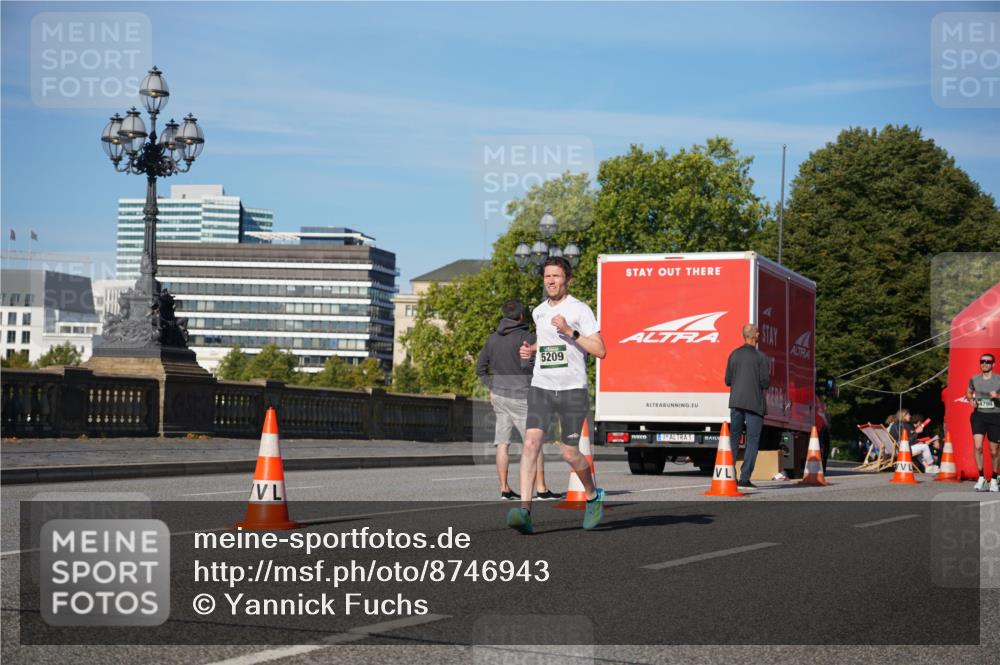 07.09.2025 - BARMER Alsterlauf Yannick Fuchs http://msf.ph/oto/8746943 07.09.2025 09:32:13 Laufen 5209, 1, 4798 meine-sportfotos.de