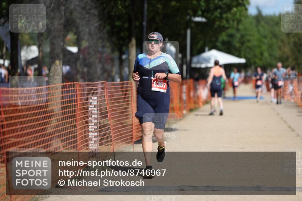 07.09.2025 - 19. Norderstedt Triathlon Michael Strokosch http://msf.ph/oto/8746967 07.09.2025 12:37:24 Laufen 1339, 1367 meine-sportfotos.de