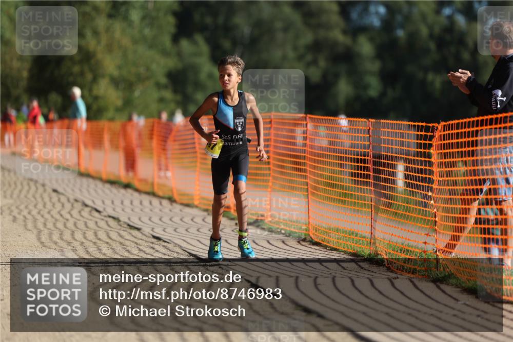 07.09.2025 - 19. Norderstedt Triathlon Michael Strokosch http://msf.ph/oto/8746983 07.09.2025 09:45:05 Laufen 567 meine-sportfotos.de