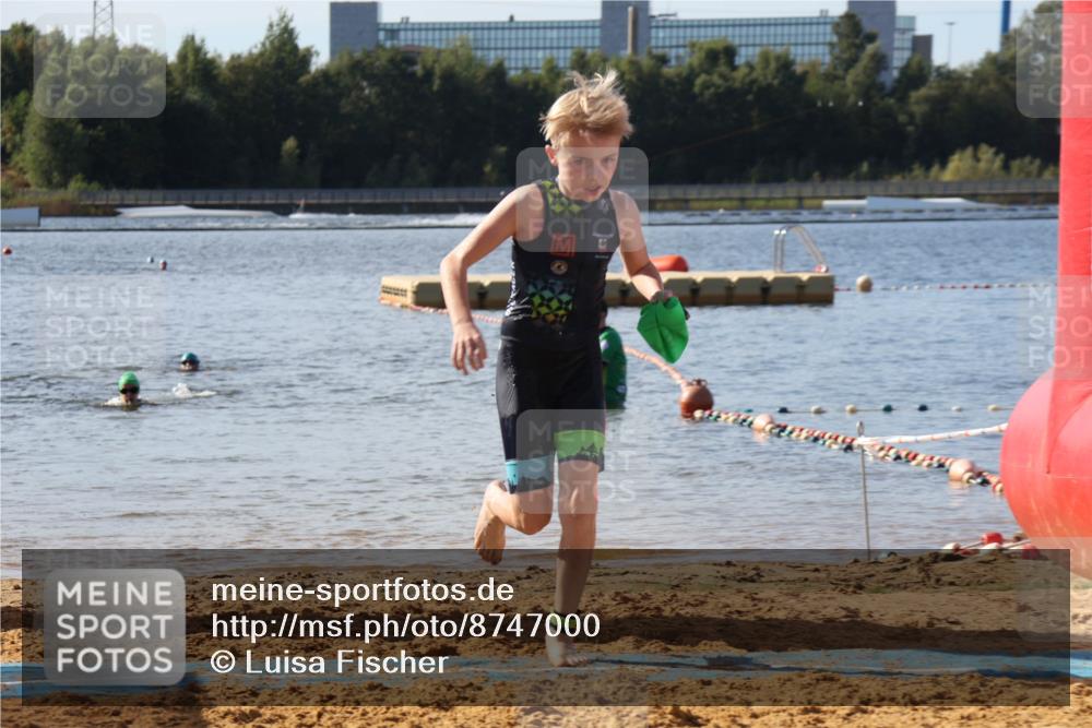 07.09.2025 - 19. Norderstedt Triathlon Luisa Fischer http://msf.ph/oto/8747000 07.09.2025 10:27:49 Schwimmen 85 meine-sportfotos.de
