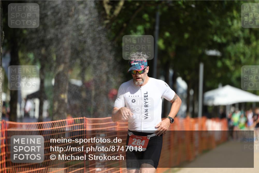 07.09.2025 - 19. Norderstedt Triathlon Michael Strokosch http://msf.ph/oto/8747018 07.09.2025 12:00:54 Laufen 284, 1152 meine-sportfotos.de