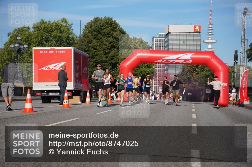 07.09.2025 - BARMER Alsterlauf Yannick Fuchs http://msf.ph/oto/8747025 07.09.2025 09:32:15 Laufen 1, 798, 4695, 2083, 5790 meine-sportfotos.de