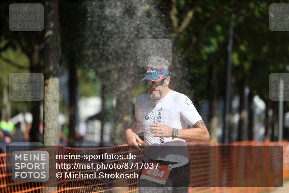 07.09.2025 - 19. Norderstedt Triathlon Michael Strokosch http://msf.ph/oto/8747037 07.09.2025 12:00:54 Laufen 284, 1152 meine-sportfotos.de