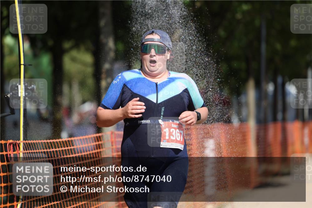 07.09.2025 - 19. Norderstedt Triathlon Michael Strokosch http://msf.ph/oto/8747040 07.09.2025 12:37:26 Laufen 1367 meine-sportfotos.de