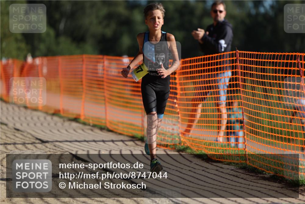 07.09.2025 - 19. Norderstedt Triathlon Michael Strokosch http://msf.ph/oto/8747044 07.09.2025 09:45:07 Laufen 567 meine-sportfotos.de