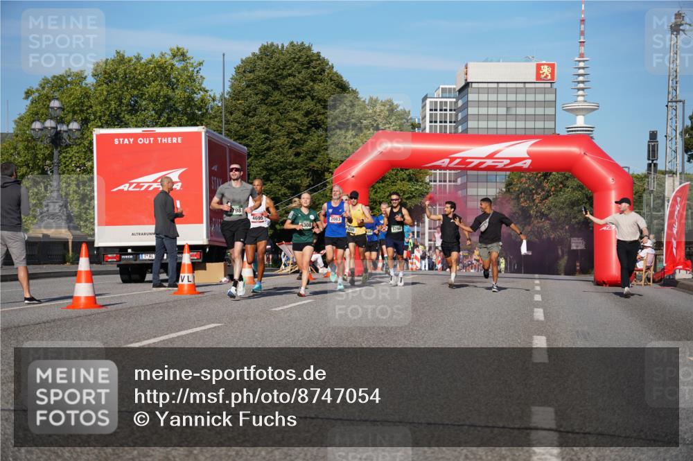 07.09.2025 - BARMER Alsterlauf Yannick Fuchs http://msf.ph/oto/8747054 07.09.2025 09:32:15 Laufen 798, 4695, 2083, 308, 5790 meine-sportfotos.de