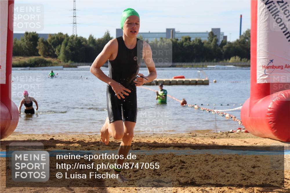 07.09.2025 - 19. Norderstedt Triathlon Luisa Fischer http://msf.ph/oto/8747055 07.09.2025 10:28:08 Schwimmen 116 meine-sportfotos.de
