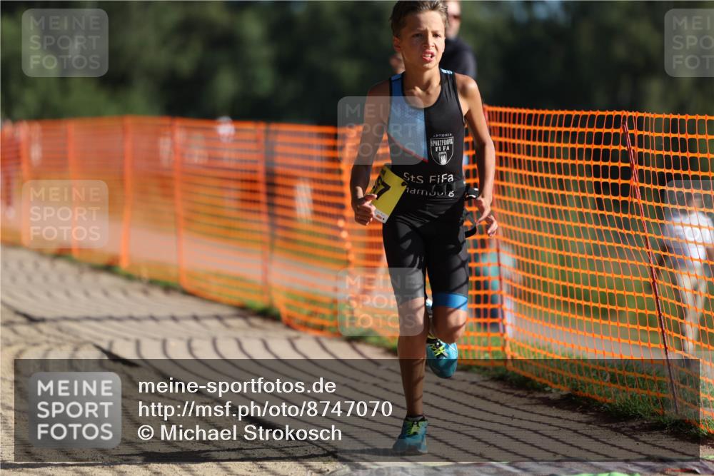 07.09.2025 - 19. Norderstedt Triathlon Michael Strokosch http://msf.ph/oto/8747070 07.09.2025 09:45:08 Laufen 567 meine-sportfotos.de