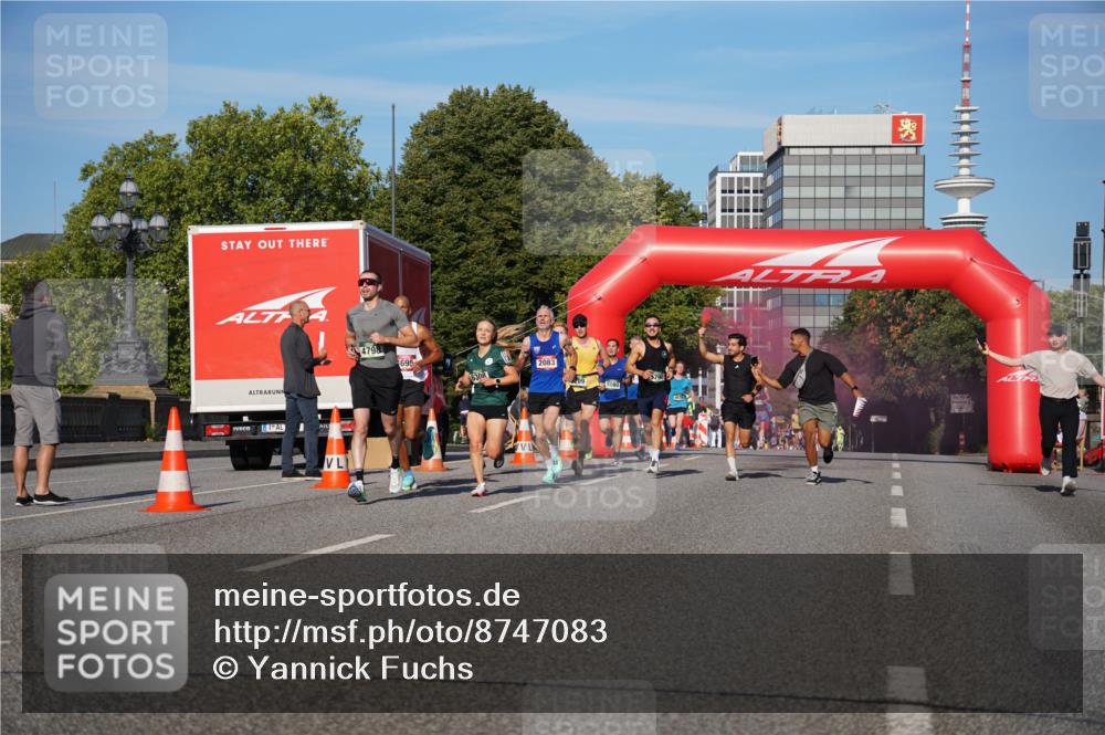 07.09.2025 - BARMER Alsterlauf Yannick Fuchs http://msf.ph/oto/8747083 07.09.2025 09:32:16 Laufen 4798, 695, 2083 meine-sportfotos.de