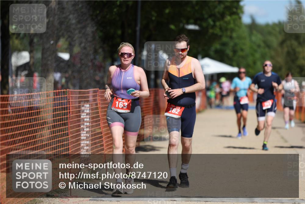 07.09.2025 - 19. Norderstedt Triathlon Michael Strokosch http://msf.ph/oto/8747120 07.09.2025 12:37:36 Laufen 162, 163, 192, 699, 761 meine-sportfotos.de