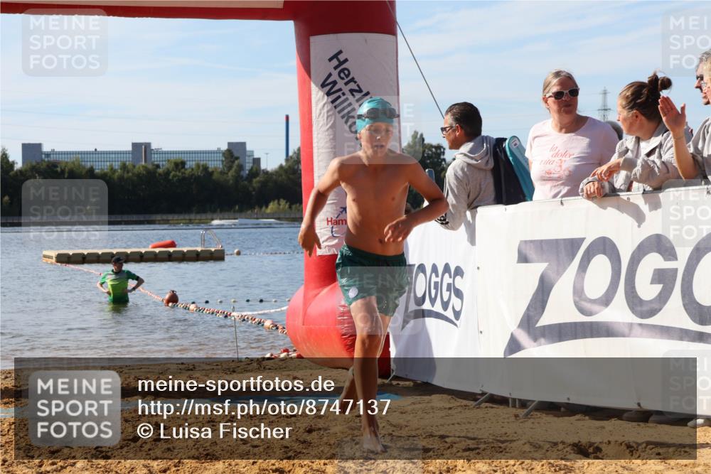 07.09.2025 - 19. Norderstedt Triathlon Luisa Fischer http://msf.ph/oto/8747137 07.09.2025 10:28:16 Schwimmen 94, 116, 644 meine-sportfotos.de